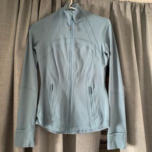 Lululemon jacket size 4